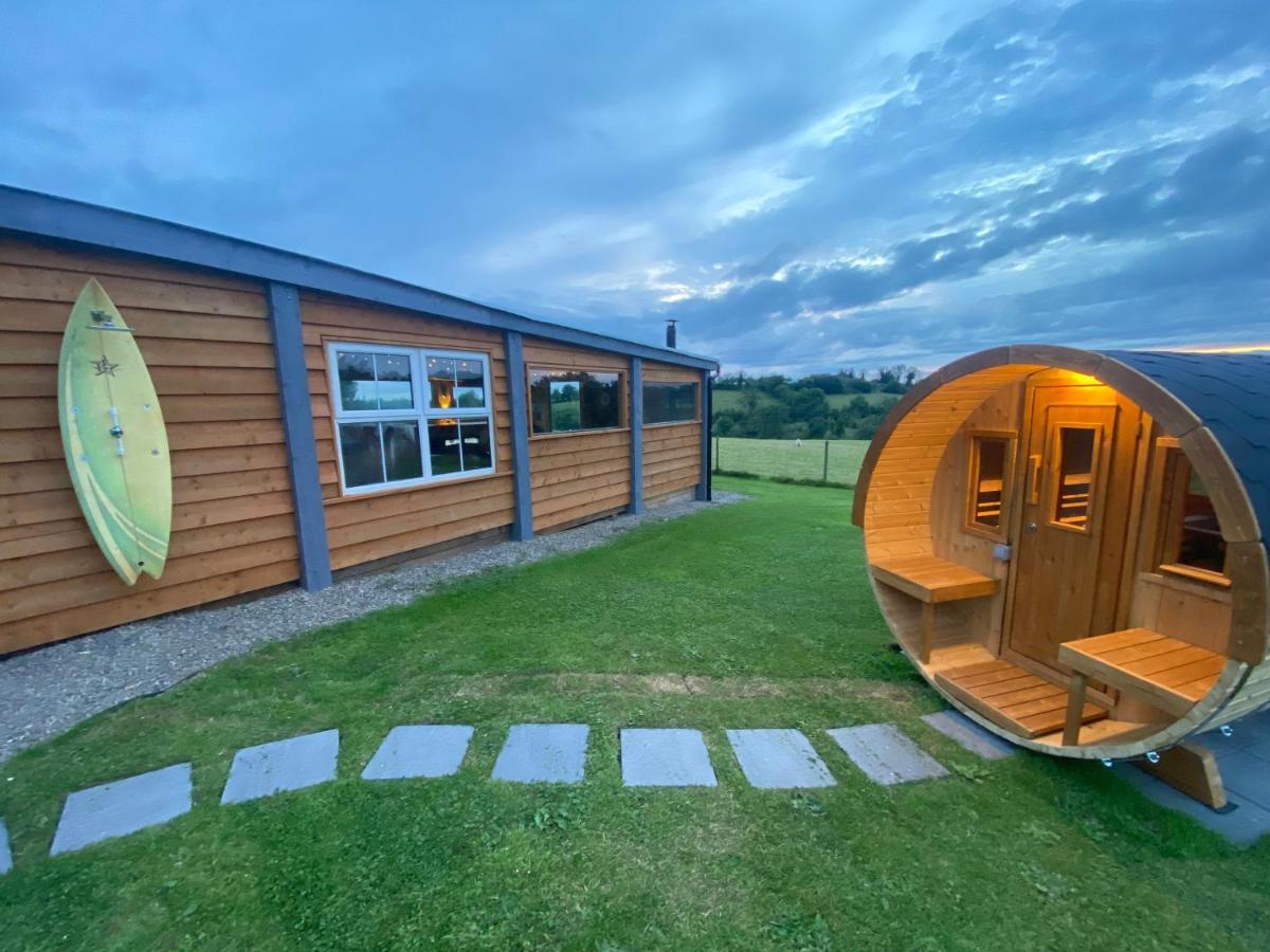 Sleeps 12 Hot Tub Sauna Cinema Pets Welcome エニスキリン エクステリア 写真